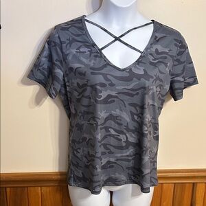 YOINS Dark Gray Camouflage Short Sleeve Top